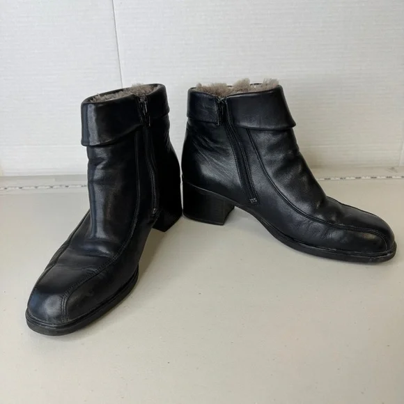 SOLD - Picture 2 of 15